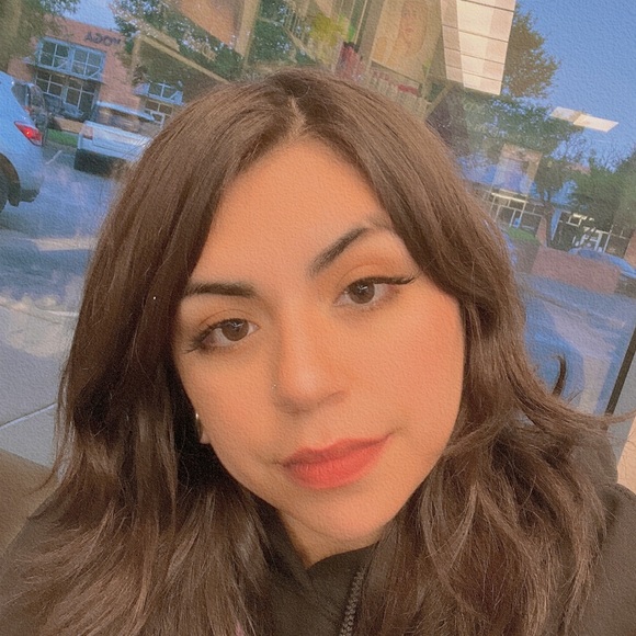 Meet your Posher, May - Picture 2 of 2